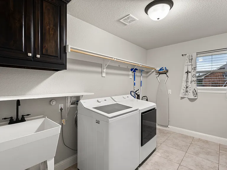206 S Meadow Dr — Photo 27