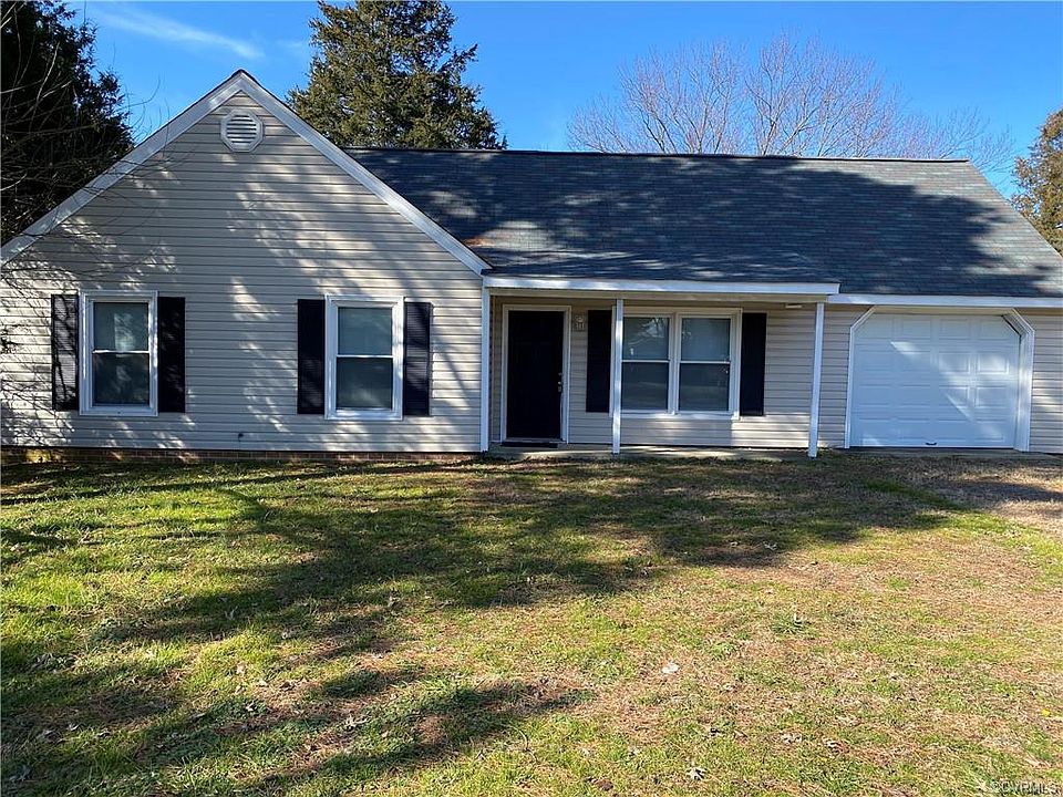 1st image of 1702 Meadow Park Dr