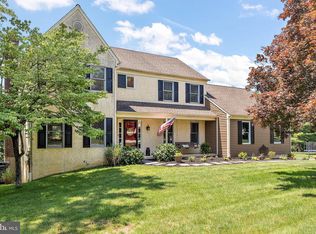 202 Claremont Ln, Downingtown, PA 19335