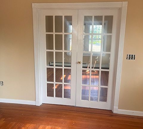 2nd image of 1358 Atwood Ave