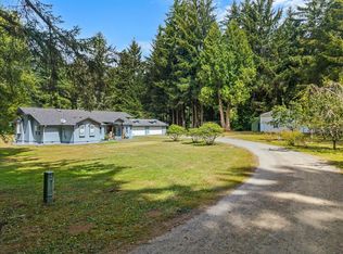 195 Seashore Dr, Crescent City, CA 95531
