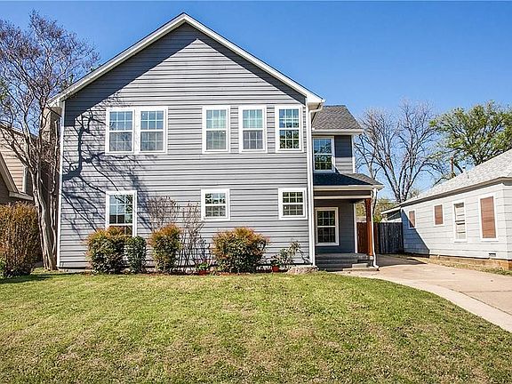 2nd image of 4528 Calmont Ave