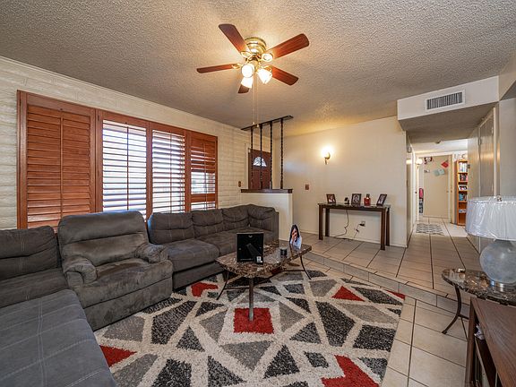 5th image of 8327 E Salinas Dr
