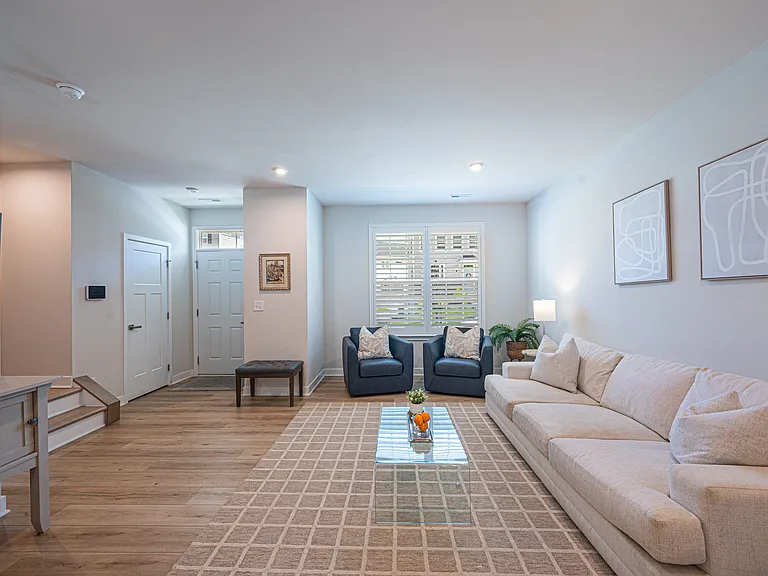 408 Serenity Cir — Photo 6