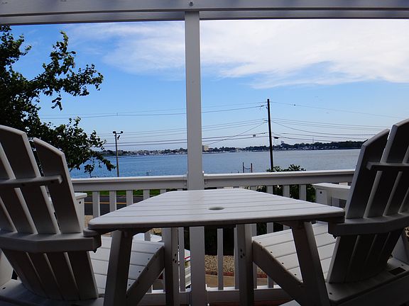 View of River / Front Deck