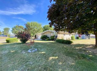 550 Circle Dr, Fairmount, IN 46928