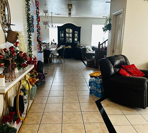 4th image of 4432 W T Ryan Ln