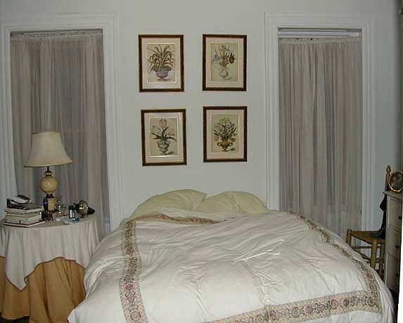 Front 3rd fl Master bedroom