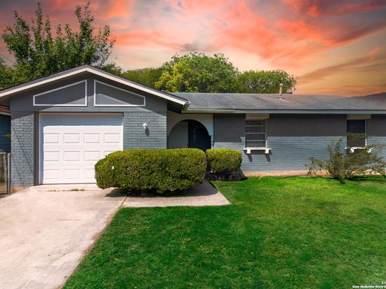 2707 Christian Drive, San Antonio, TX 78222