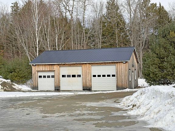 5th image of 1055 Otis Road