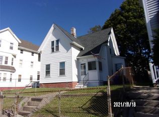401 Dexter St, Central Falls, RI 02863