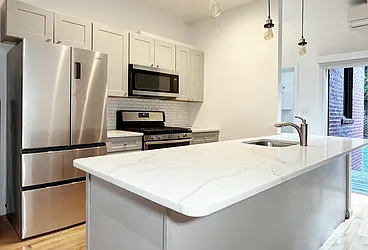 411 Manhattan Avenue, #1B