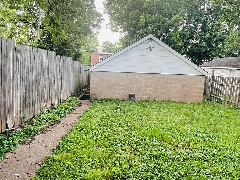 4985 Arsenal St — Photo 23