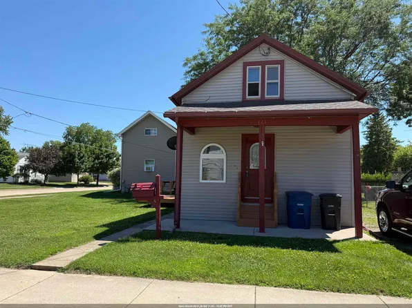 121 E Melvin Ave, Oshkosh, WI 54901