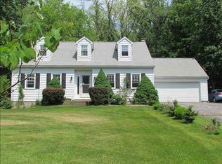 2 Laura Ln, Hopewell Junction, NY 12533