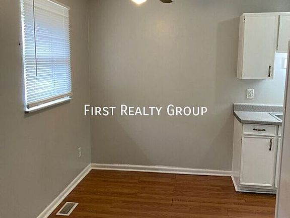 4th image of 24 Kinnard Ave APT C