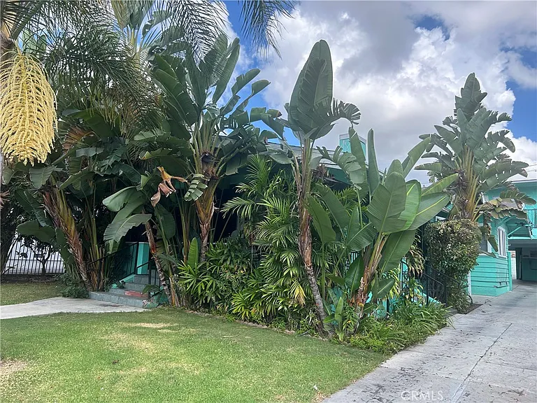4727 Oakwood Ave — Photo 37