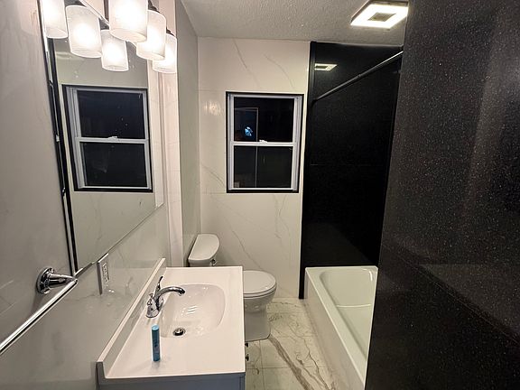 5th image of 269 Clairmount St #1