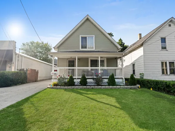 727 S River St, Aurora, IL 60506