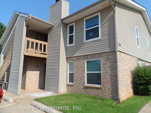 2nd image of 229 Chalmette Dr APT B