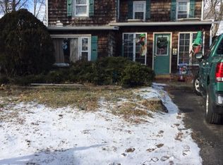 5 Smith Ln, Neptune, NJ 07753