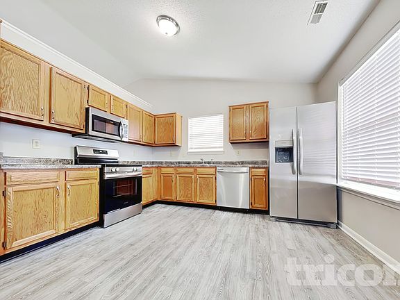 4th image of 6453 Townsend Way