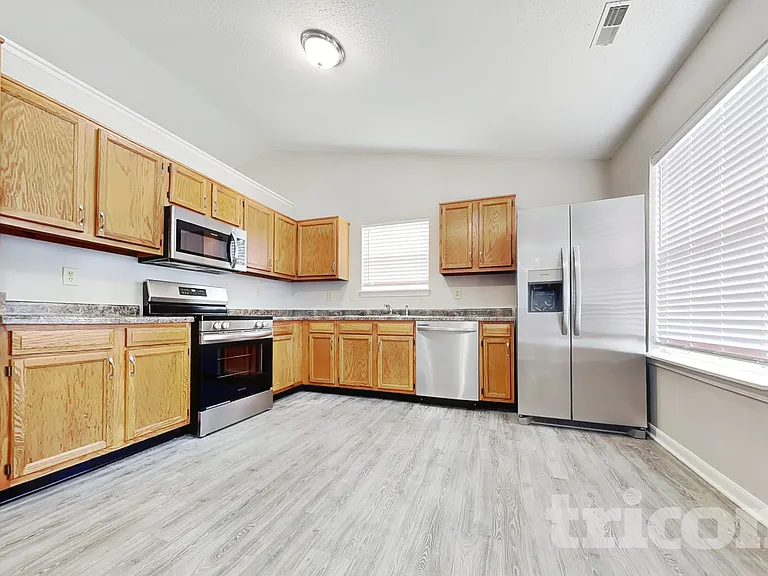 6453 Townsend Way — Photo 4