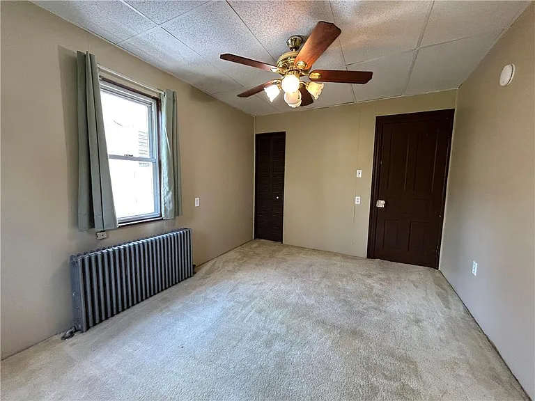 131 E Union Blvd — Photo 12