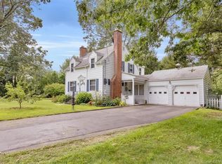 9 Beverly St, Enfield, CT 06082