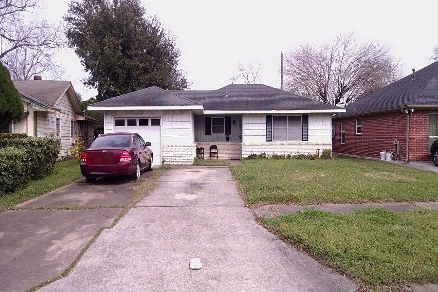 1st image of 2609 Hearne Dr