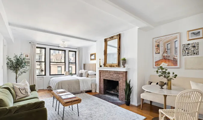 Sold by Compass | media 11