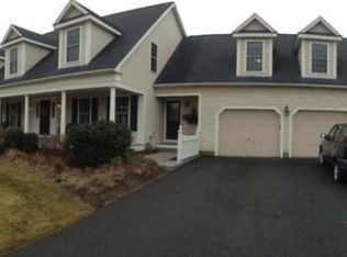 23 Lavender Ln, Walpole, MA 02081