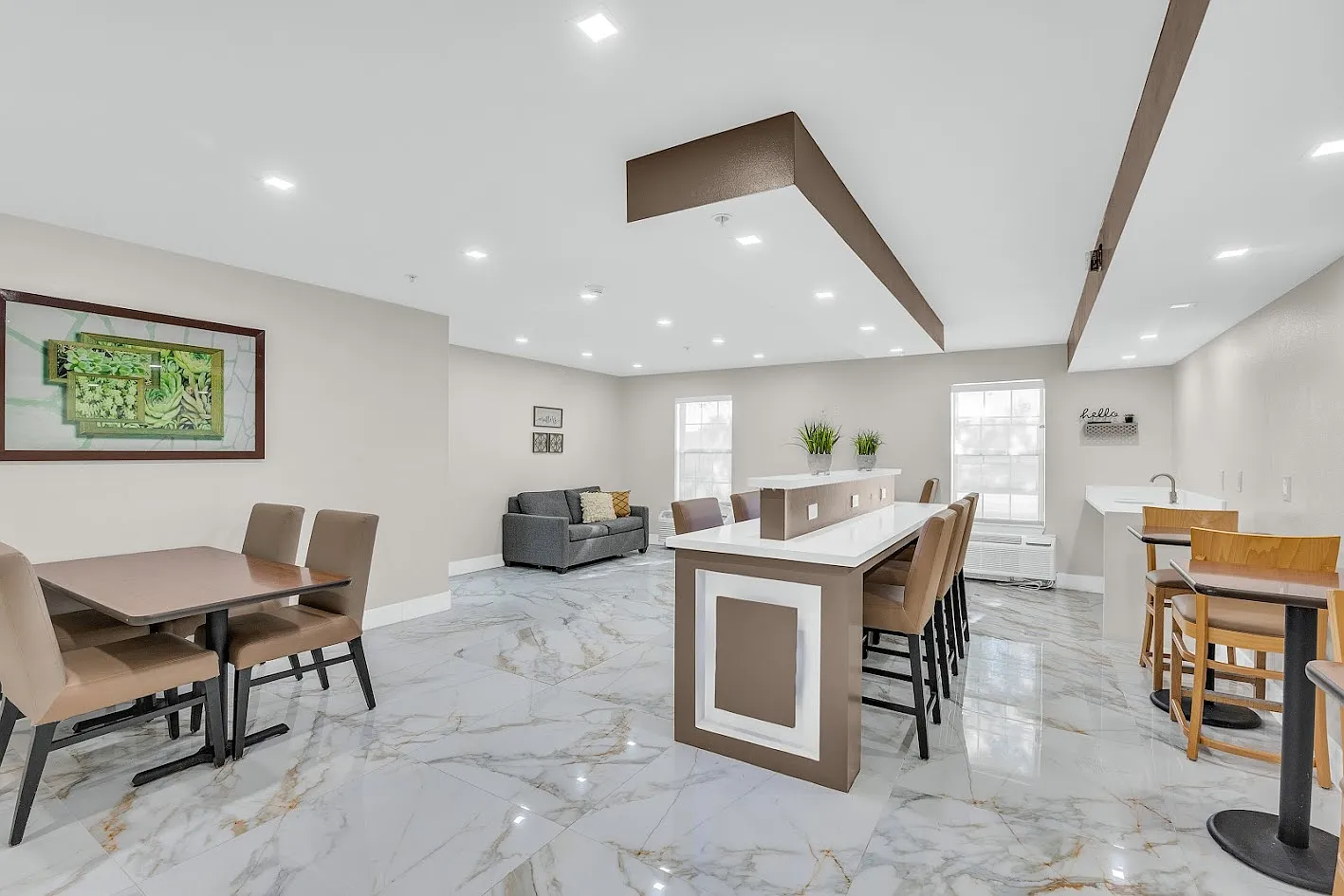 The Amian Residence — Photo 4