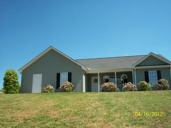202 Crown Ct, Travelers Rest, SC 29690