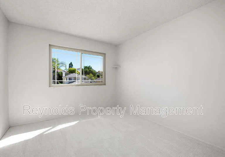 9462 Pipilo St — Photo 18