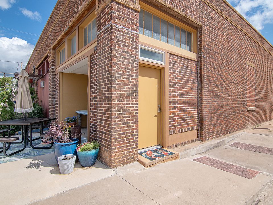 1st image of 116 E Chandler St #1