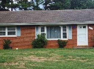 1105 Roundtree Dr, Bedford, VA 24523