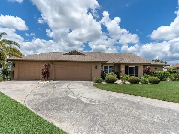 301 Thorn Hill Pl, Sun City Center, FL 33573