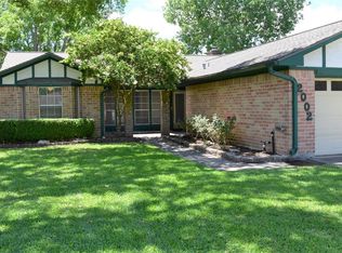 2002 Ward St, Rosenberg, TX 77471