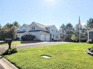 8194 Beehive Cir, Liverpool, NY 13090