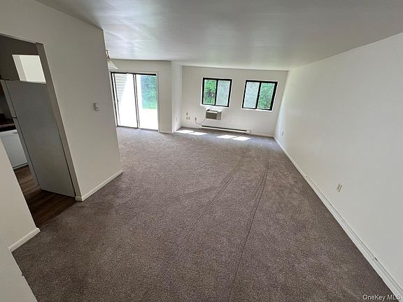 2nd image of 35 Scarborough Lane #A