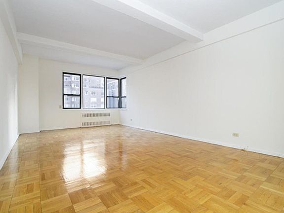 2nd image of 30 E 37th St APT 8A