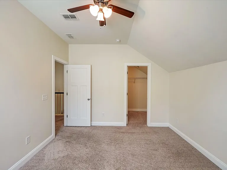 1309 Enfield Ln — Photo 41