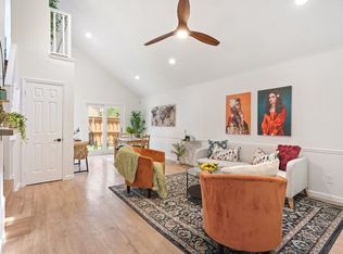 800 Spicewood Ct, Irving, TX 75063