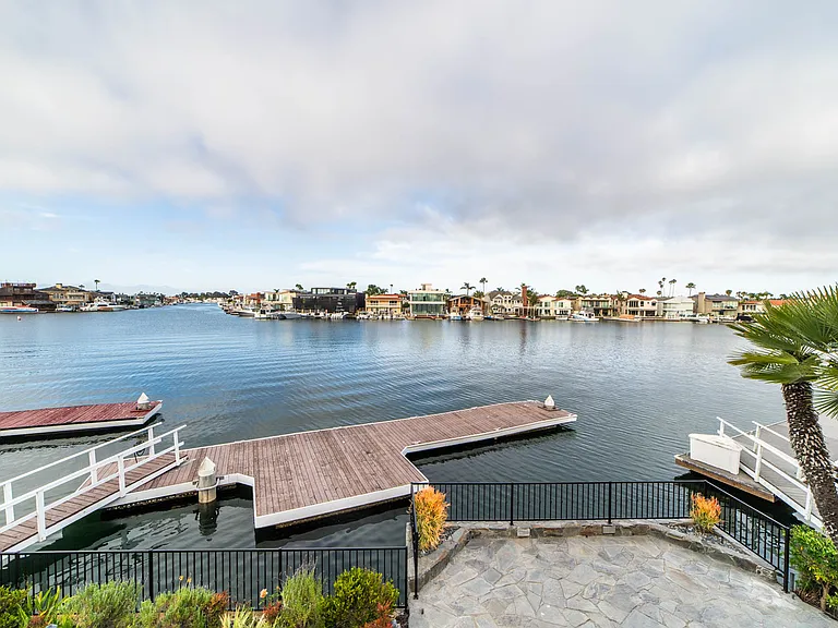 16832 Coral Cay Ln — Photo 46
