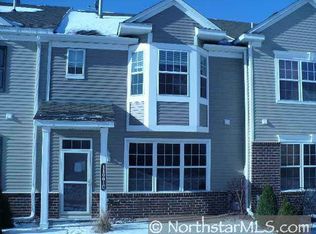 11001 Oak Grove Cir, Saint Paul, MN 55129