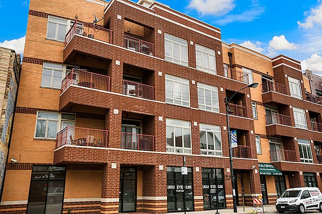 1st image of 5067 N Lincoln Ave APT 304