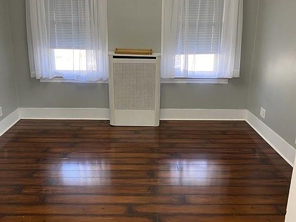 5th image of 194 Mountain Ave