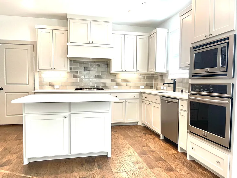 409 Harmon Dr — Photo 9