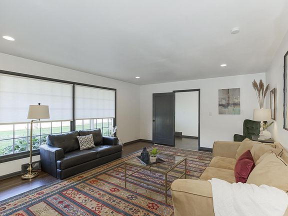 3rd image of 7108 N Broadway St #18107466